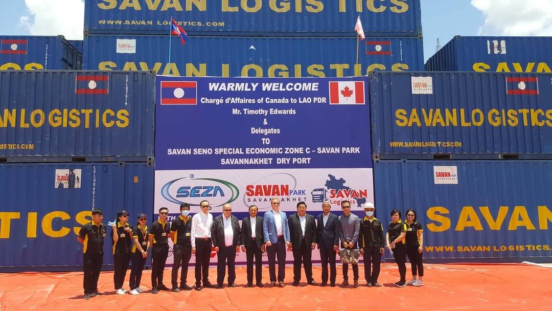 The visit to Savan Park and Savannakhet Dry Port by Mr. Timothy Edwards the Canadian Chargé d’Affaires to Lao PDR. — 4