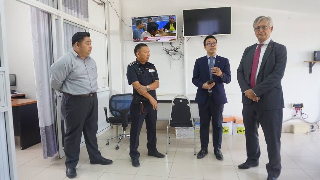 H.E Mr. Leon Paul Faber visited Savan Park and Savannakhet Dry Port on 23 Oct 2019 — 1