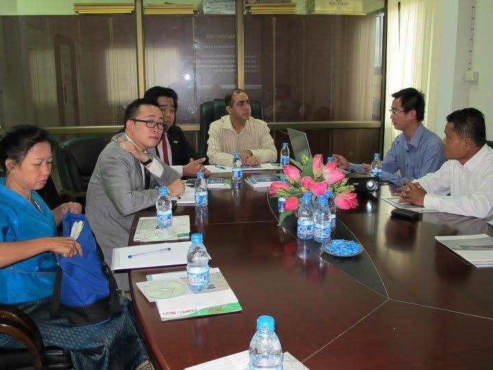 Visit of India Ambassador to Laos HE. Dr. Jitendra Nath Misra on 28 July 2011. — 3